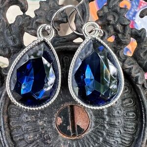 Unique Bargains Silver and Blue Teardrop Earrings